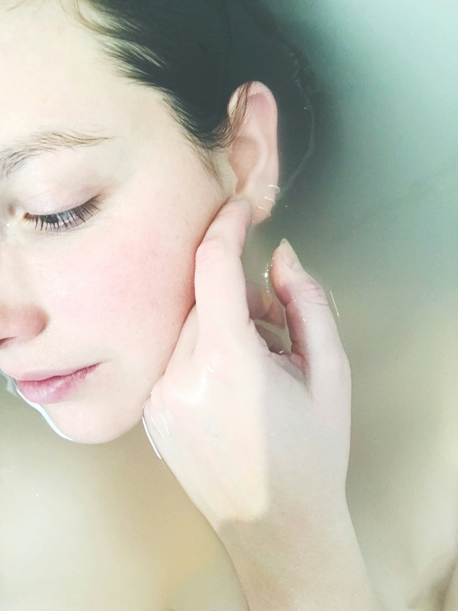 Building a Lifestyle for Healthy, Bright Skin